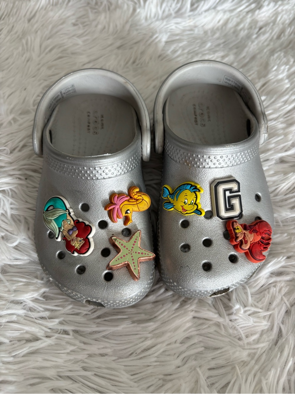CROCS Silver Kids Clogs with Colorful Character Charms